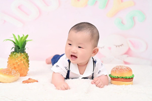 重庆宝宝鼻子喷奶急救处理